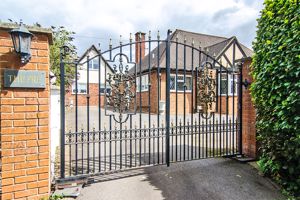 Photo 41- click for photo gallery